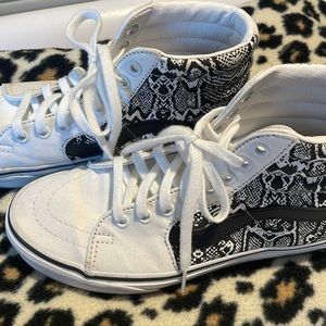 White snakeskin vans